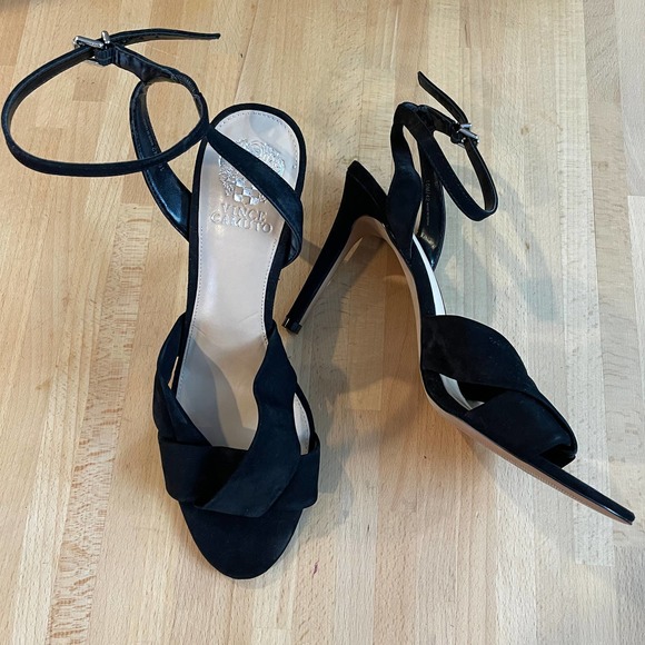 Vince Camuto "Jenika" Suede Ankle Strap 4" heels - Picture 3 of 11